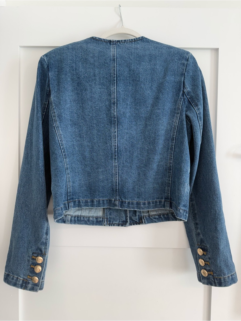 Cropped Denim Jacket.  Size Small. - Picture 9 of 12